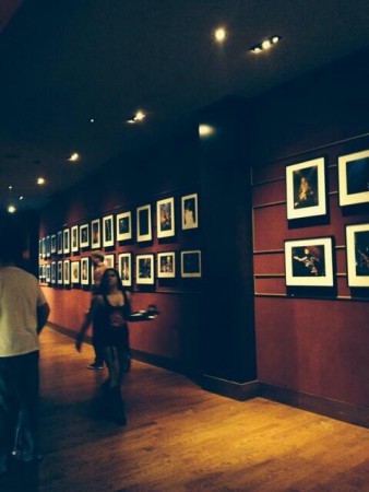 The Joint バルコニー席専用Barの前にある展示